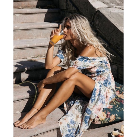 Billabong Dreamy Floral Maxi Dress - Picture 3 of 9